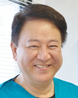 院長 : 東 和弘