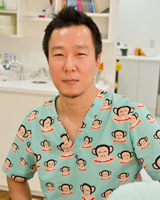 院長 : 岩村 博満