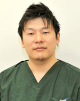 院長 : 大倉 賢郎
