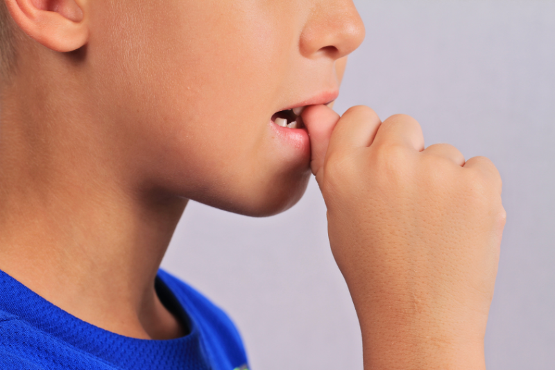 指しゃぶりなどの癖は歯並びに影響あるの？