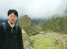 旅先のお土産を眺めるのが日々のちょっとした息抜き