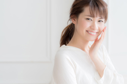 矯正治療中の痛みを抑えやすい