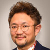 歯科医師 : 竹内 敬輔