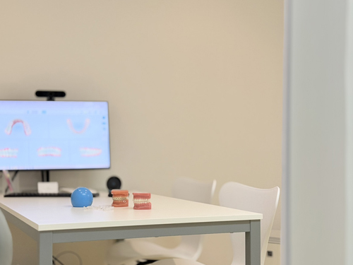 ʸ�����ж�������