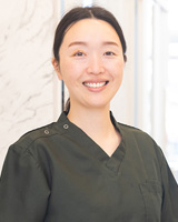 院長 : 小長谷 香