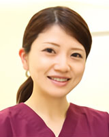 歯科医師 : 木村 美穂