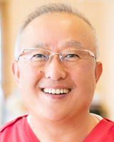 院長 : 辻岡 敬志